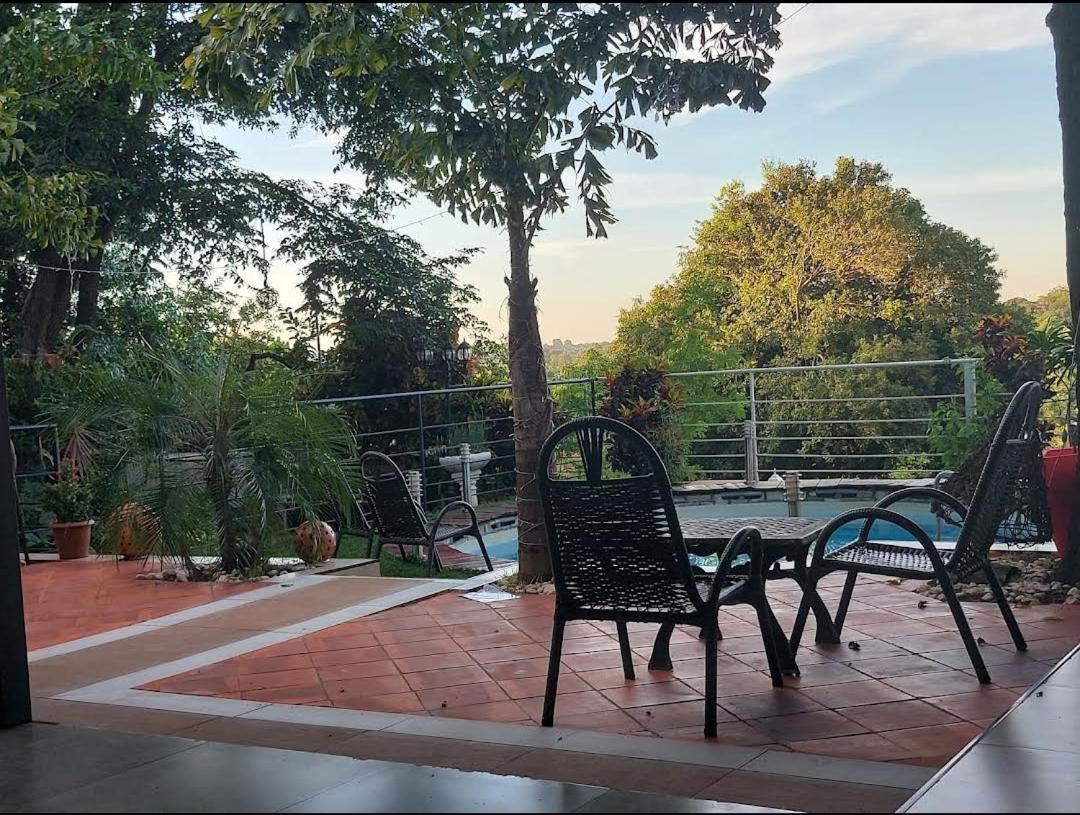 Los Monges Aparthotel Ciudad del Este Ngoại thất bức ảnh